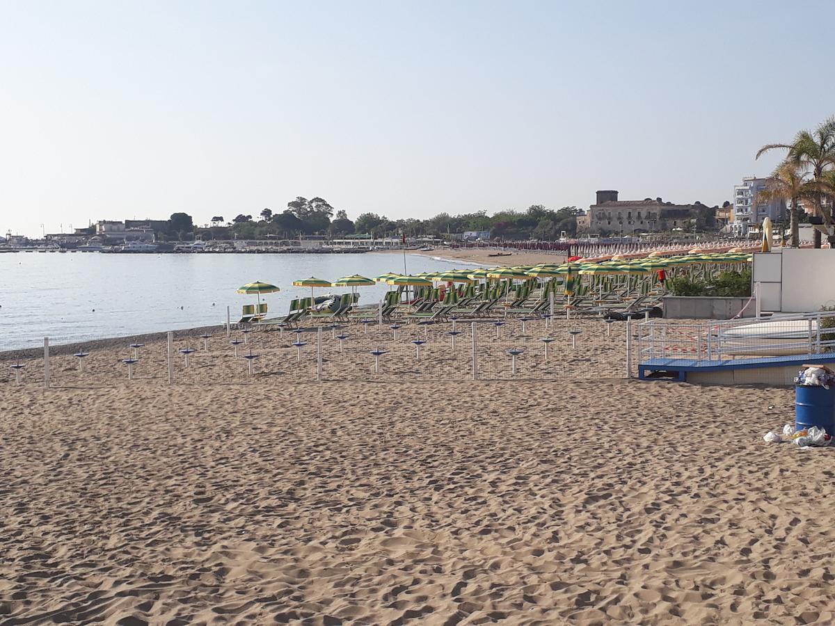 B&B Fragranza Di Sicilia Giardini Naxos Exterior photo