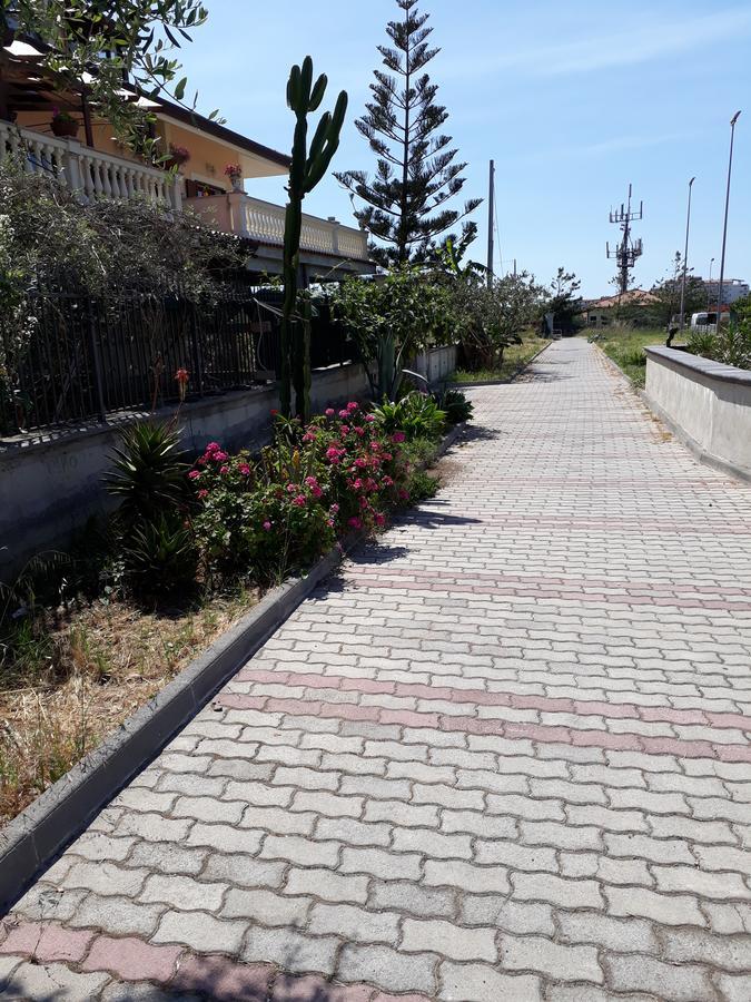 B&B Fragranza Di Sicilia Giardini Naxos Exterior photo